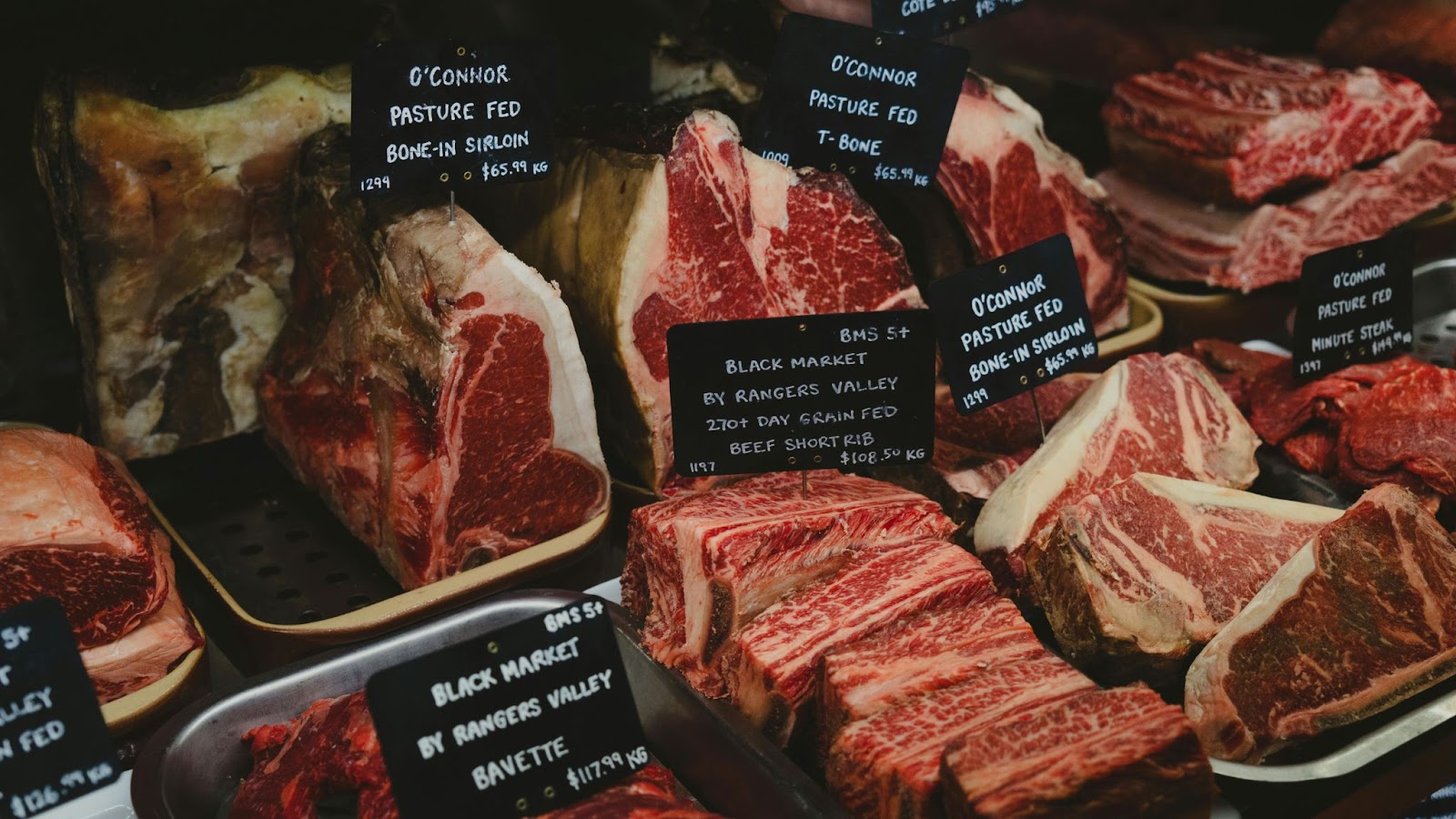 Where to Find the Best Tomahawk and Ribeye Steaks in Dubai