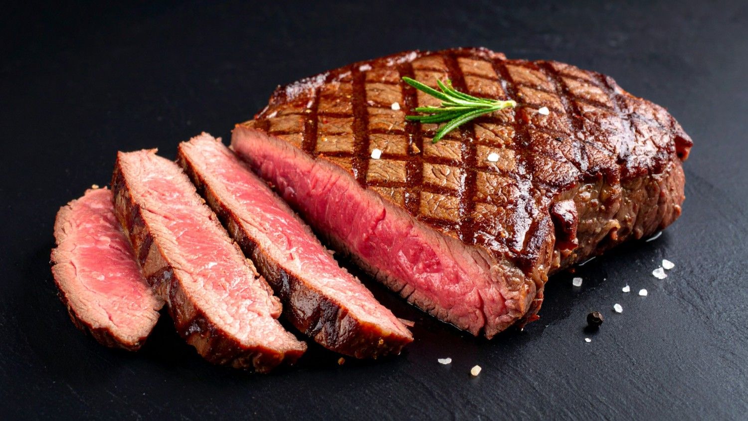 Why Blade Steak Has a Place on Dubai’s Best Menus in 2025