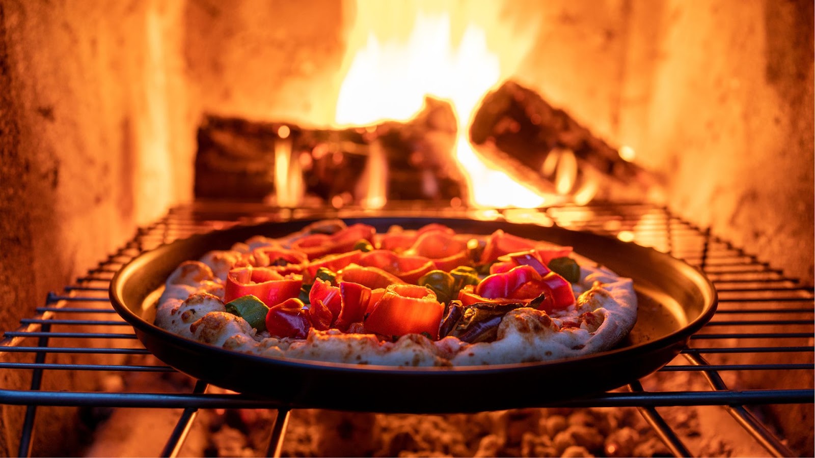 Wood-Fired Pizza at Piazza 17