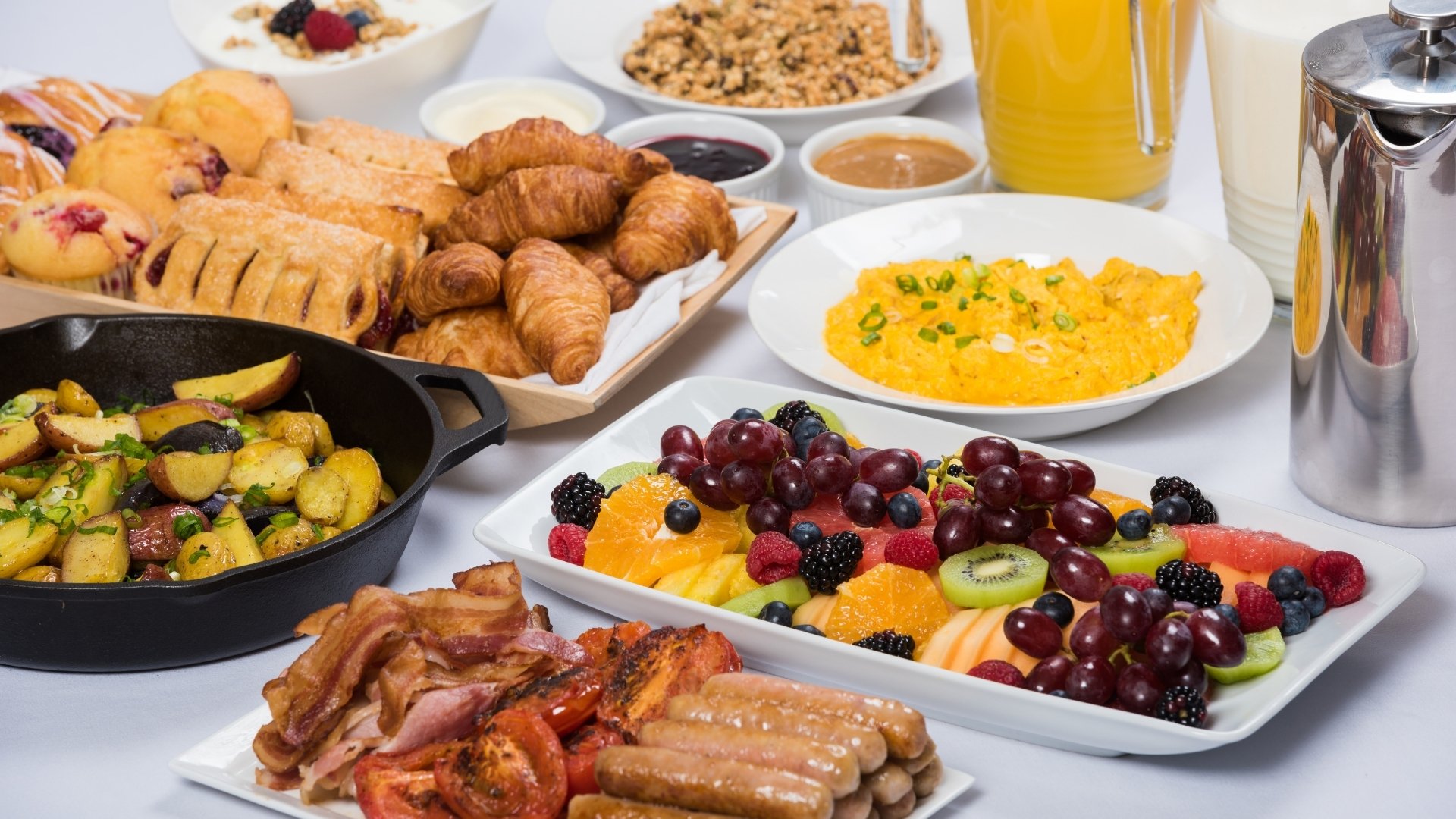 The Morning Sun and Spiced Breakfast Plates Along the Creek
