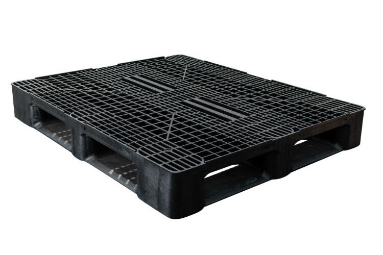 Theaker Pallets - Plastic pallets