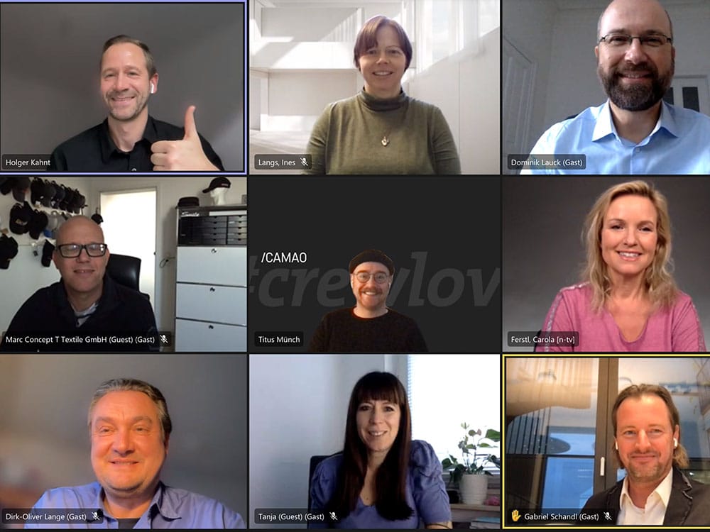 Einblick: Glückliche Teilnehmer:innen beim Social Selling Workshop.