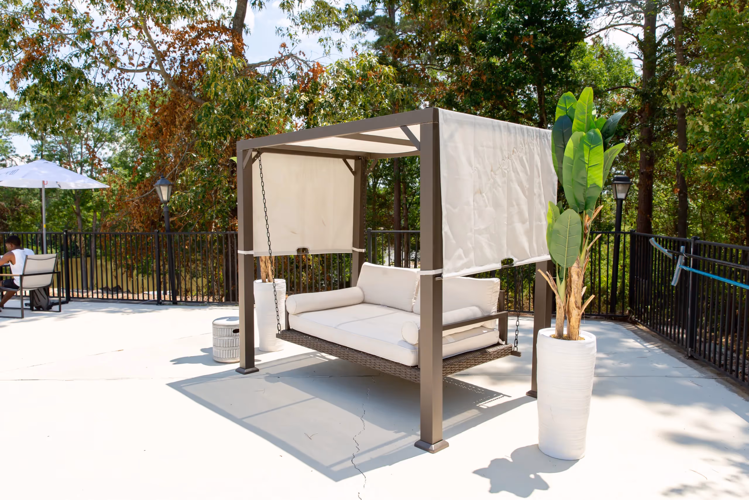 seating exterior pool