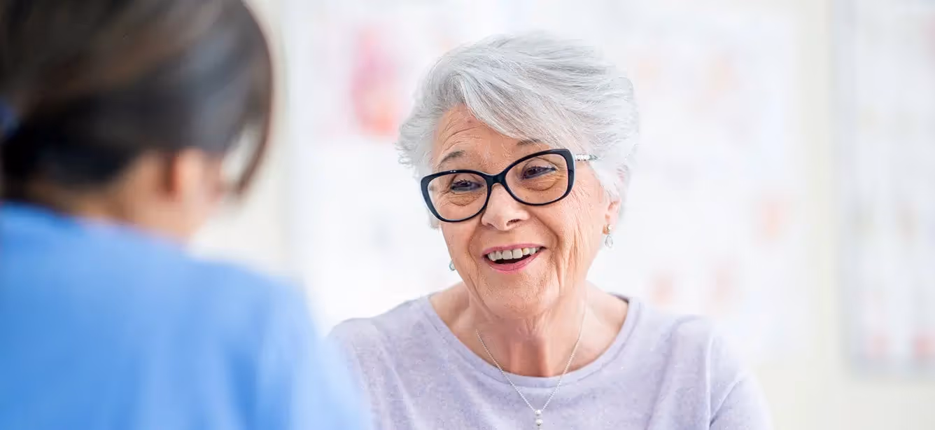 Guide to vision loss causes, warning signs, treatment, daily tips, Medicare coverage, and how advocates help with appointments, transport, bills, and home care.