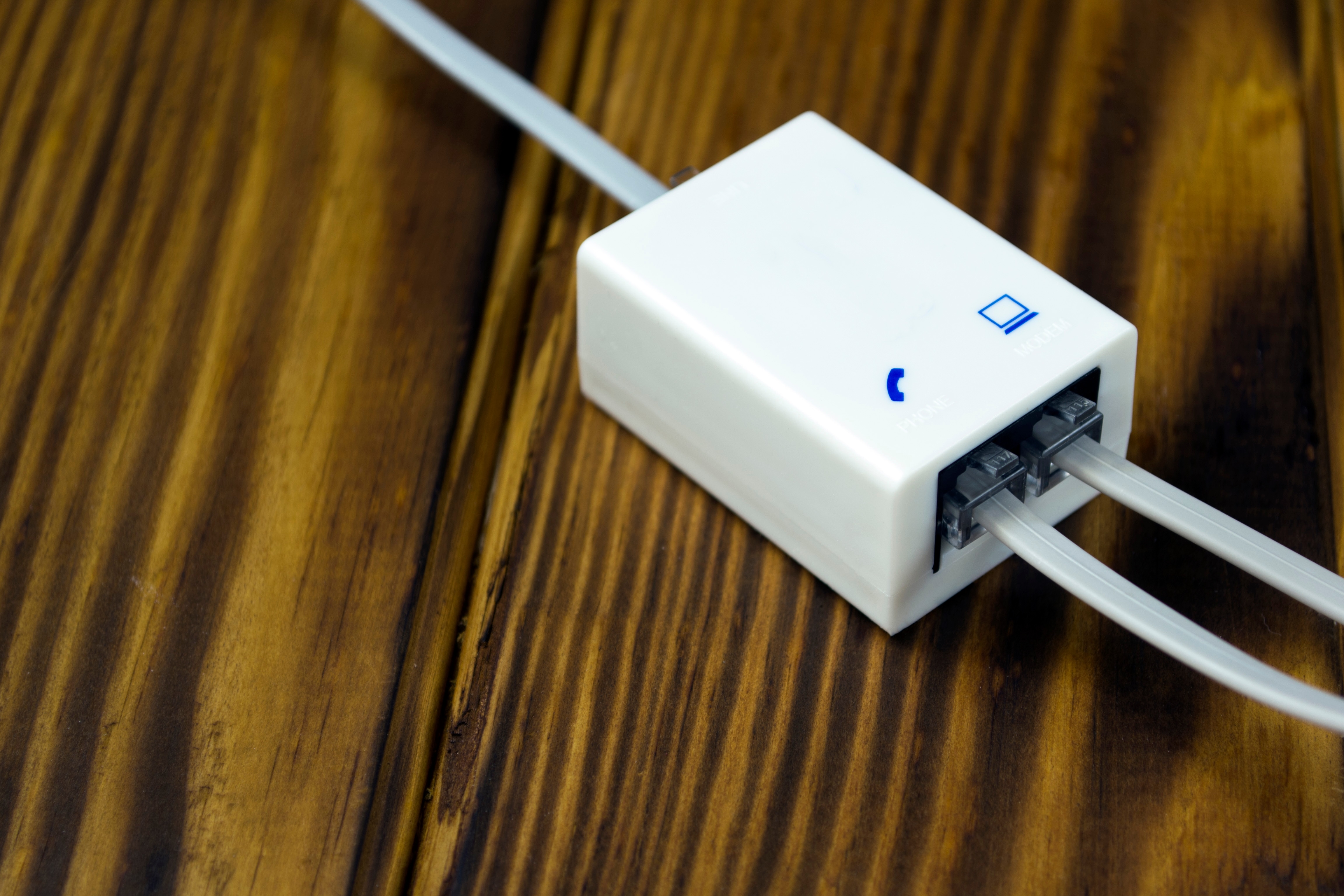 Are Ethernet Splitters Worth It or Should You Use a Switch?