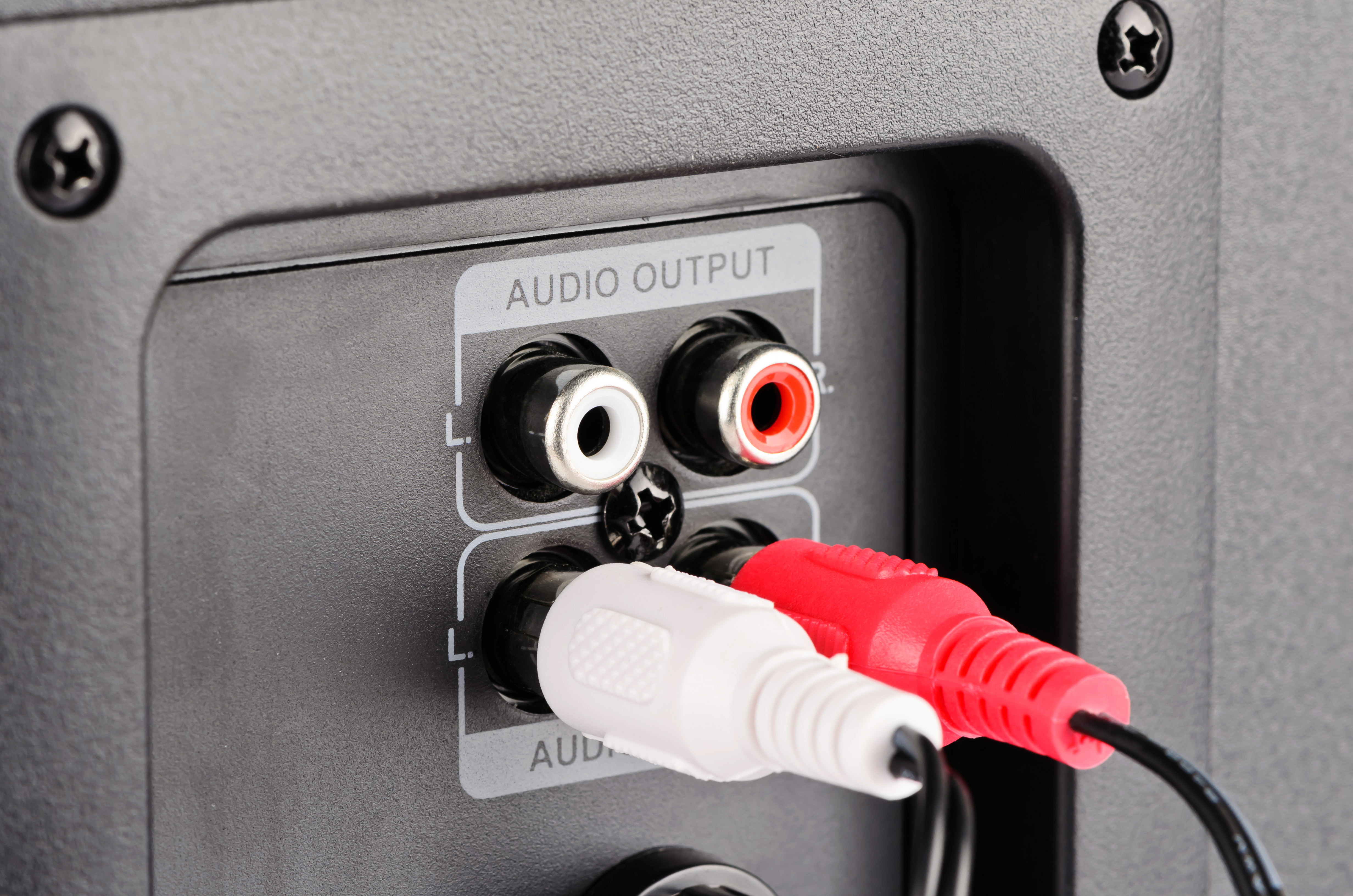 How to Convert Speaker Wire to RCA: Simple Expert Guide