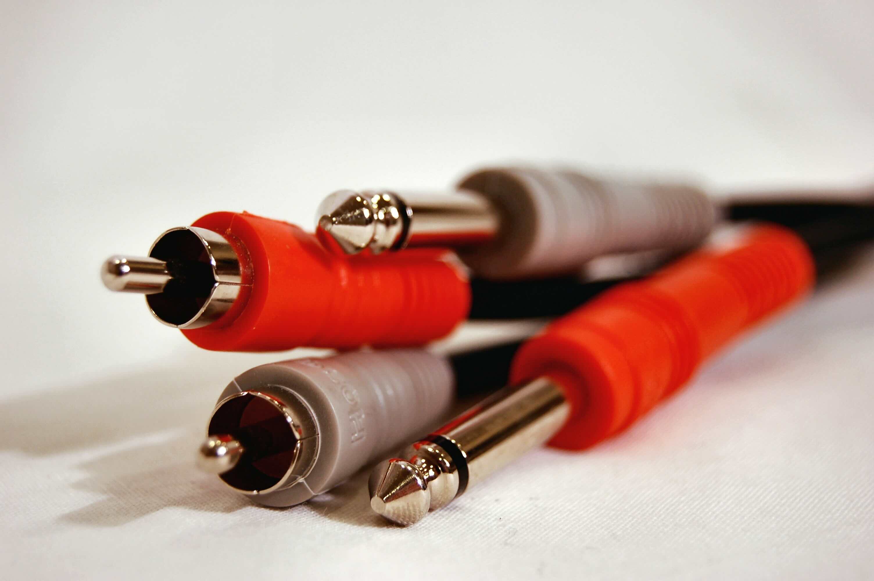 Understanding Dual RCA Cables in Modern AV Systems