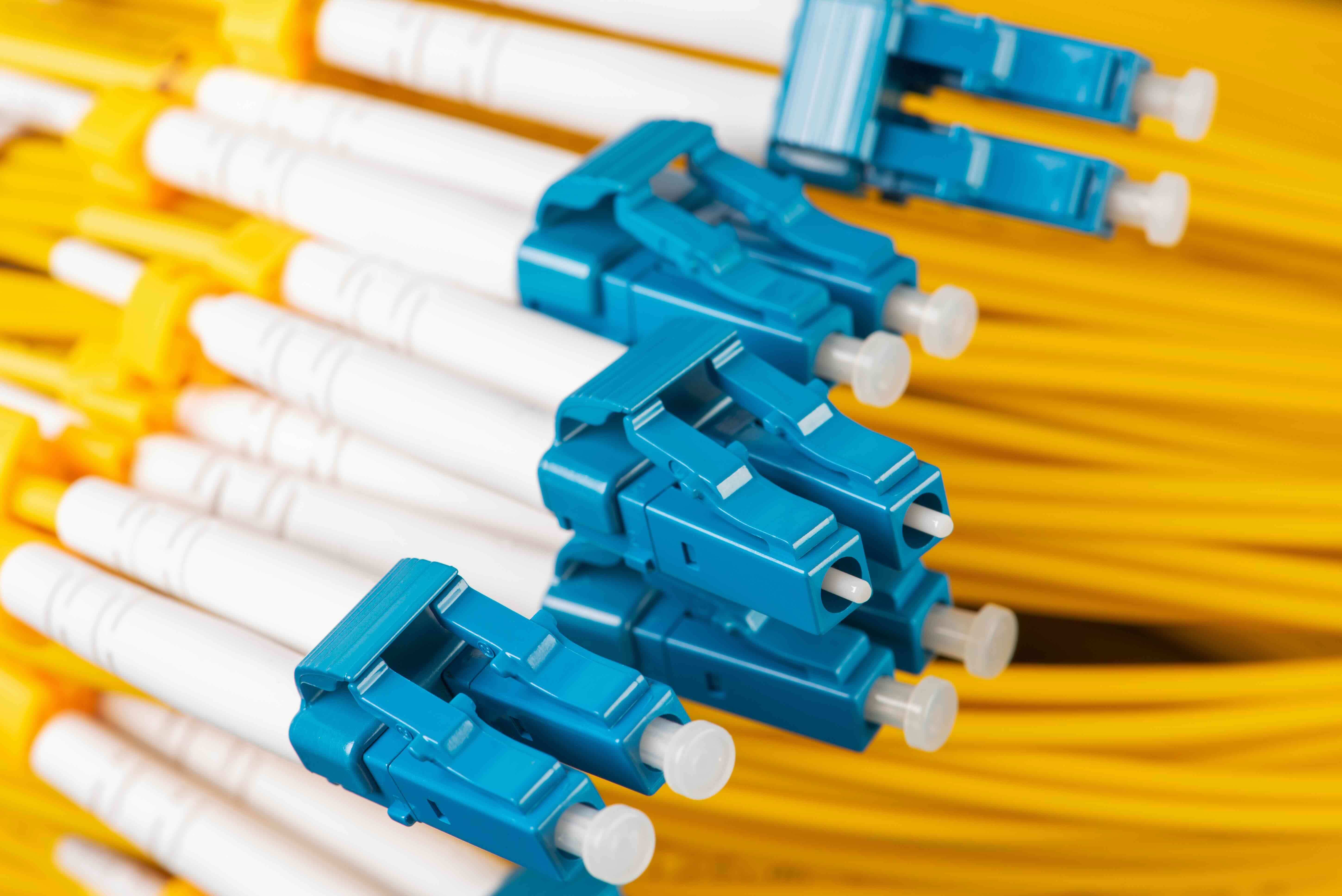 Single Mode Fiber Diameter: Core Specs and Why They Matter