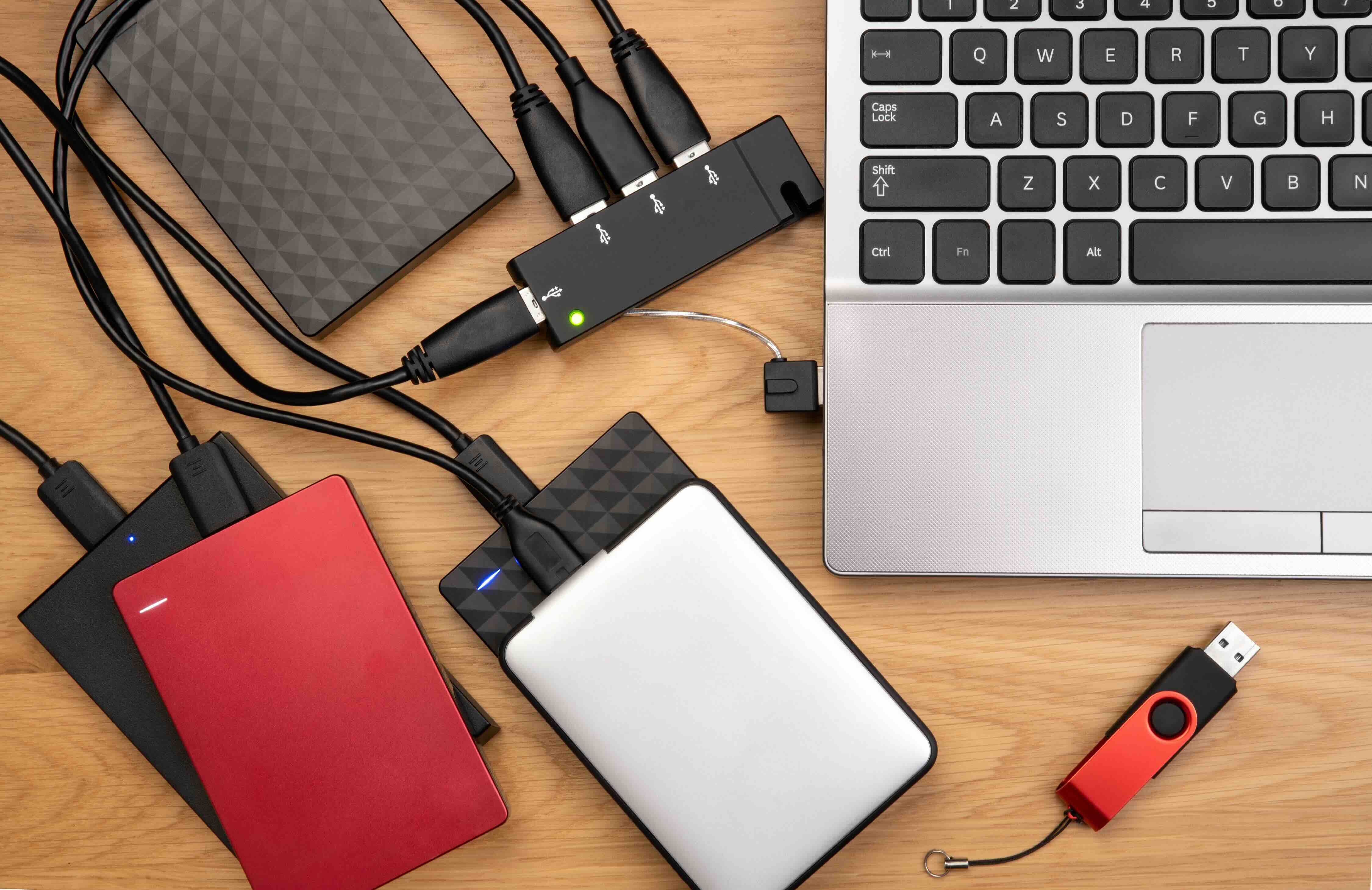 Adapter PC Solutions: Cables, Hubs & Docks That Work