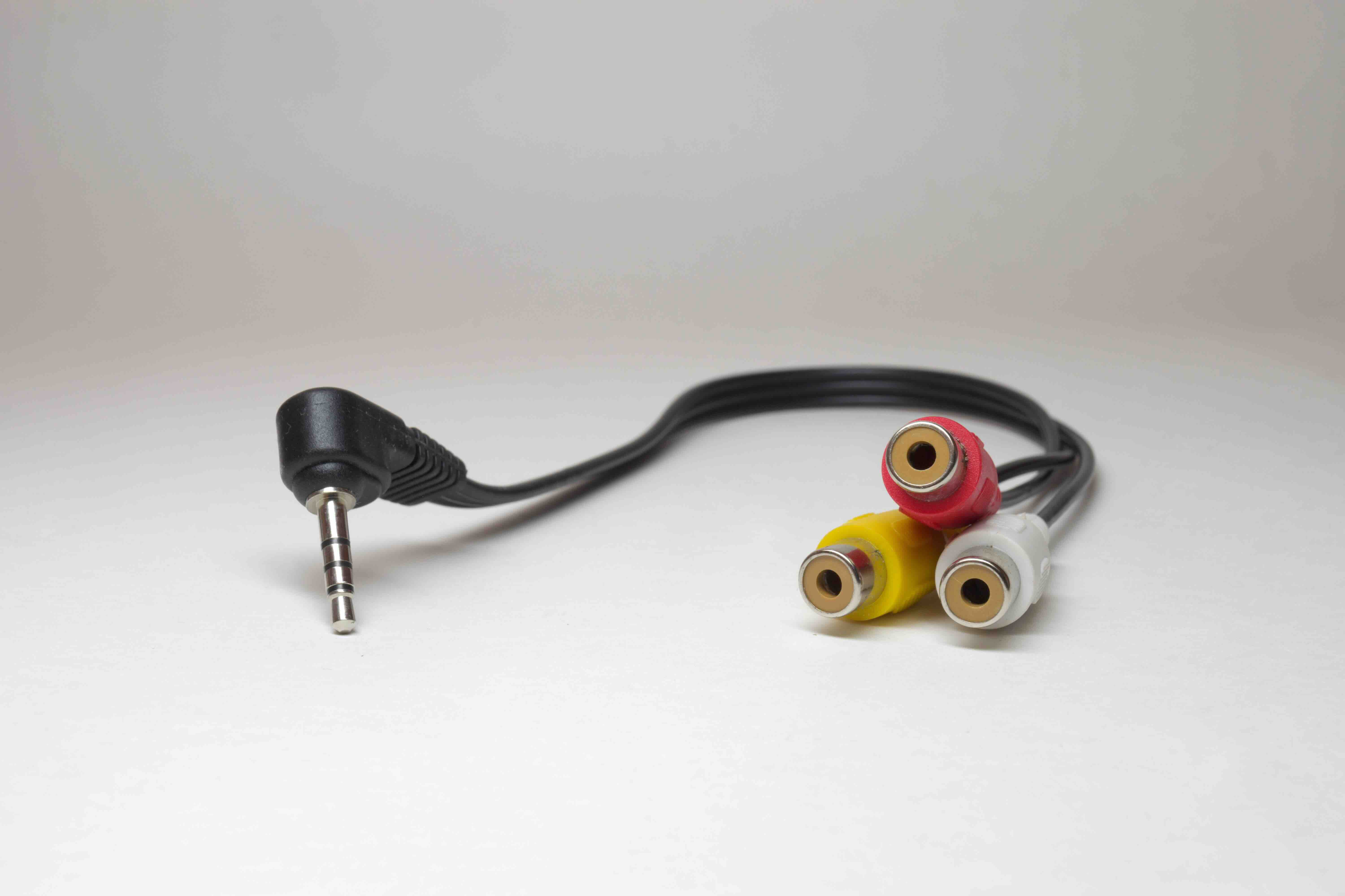 RCA Splitter 1 In 4 Out: Distribute Audio With Ease