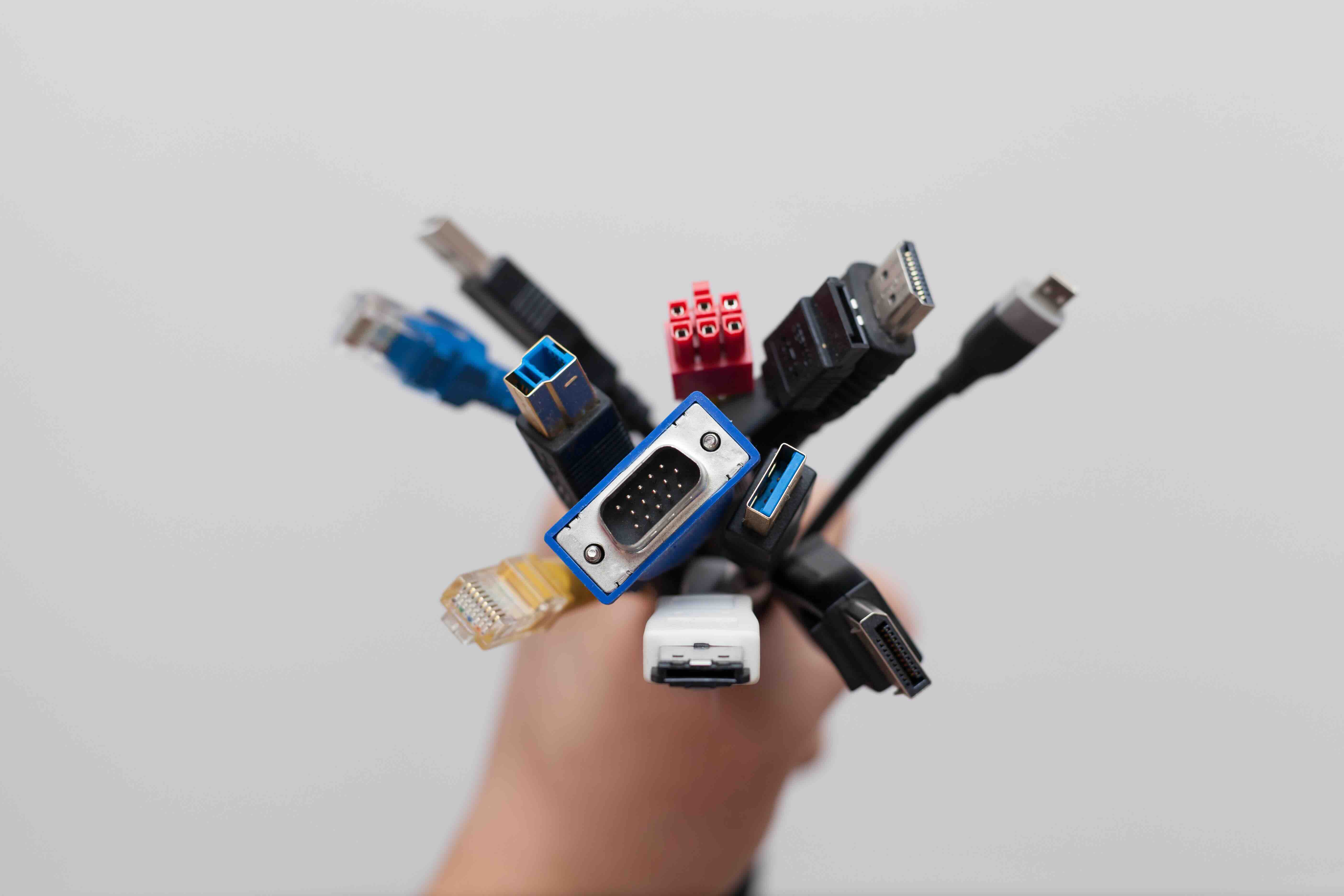 USB-C to DisplayPort Cables for 4K and 8K Displays