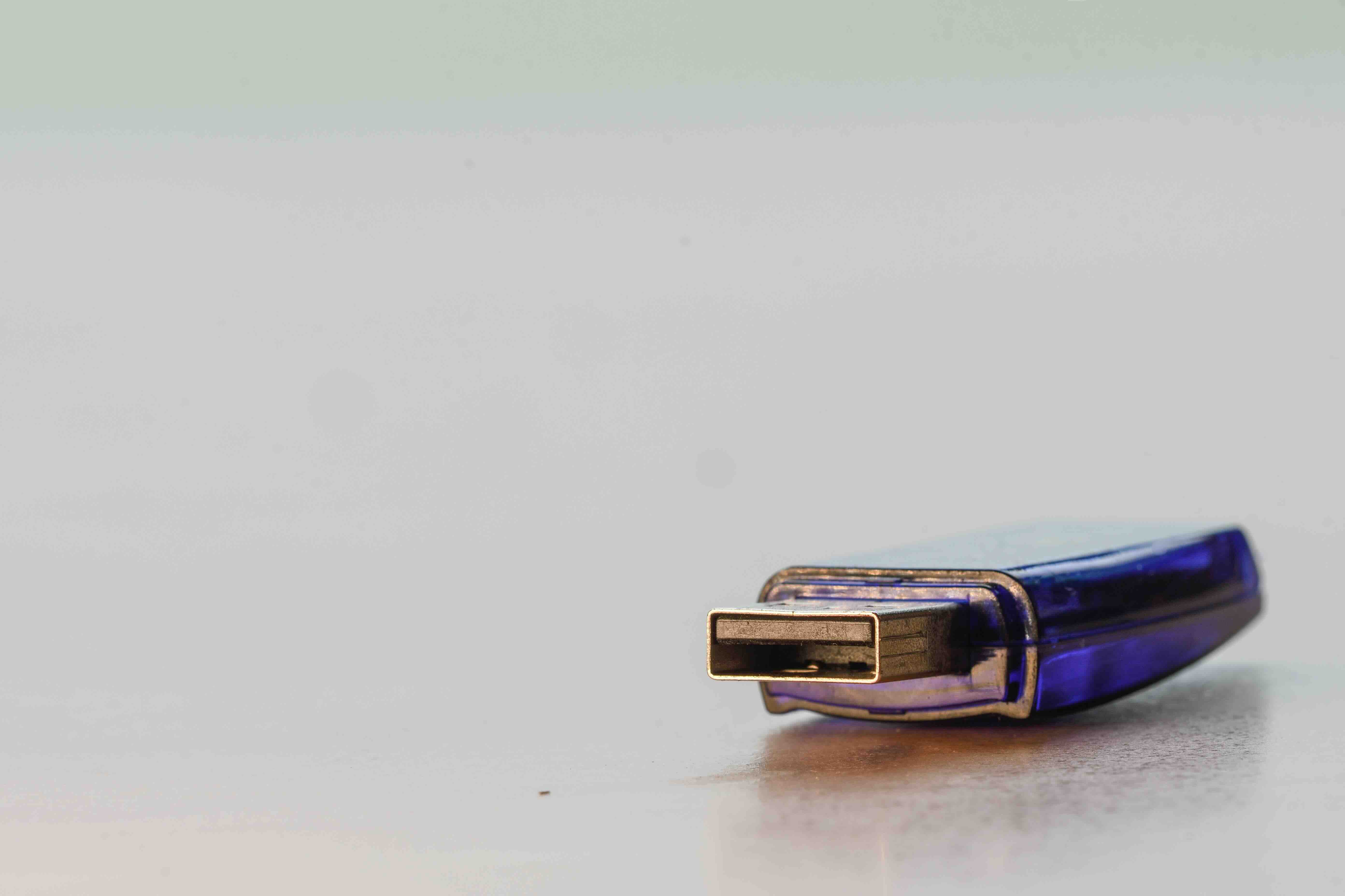Flash Drive Cord Guide: Speeds, Types, and Top Picks