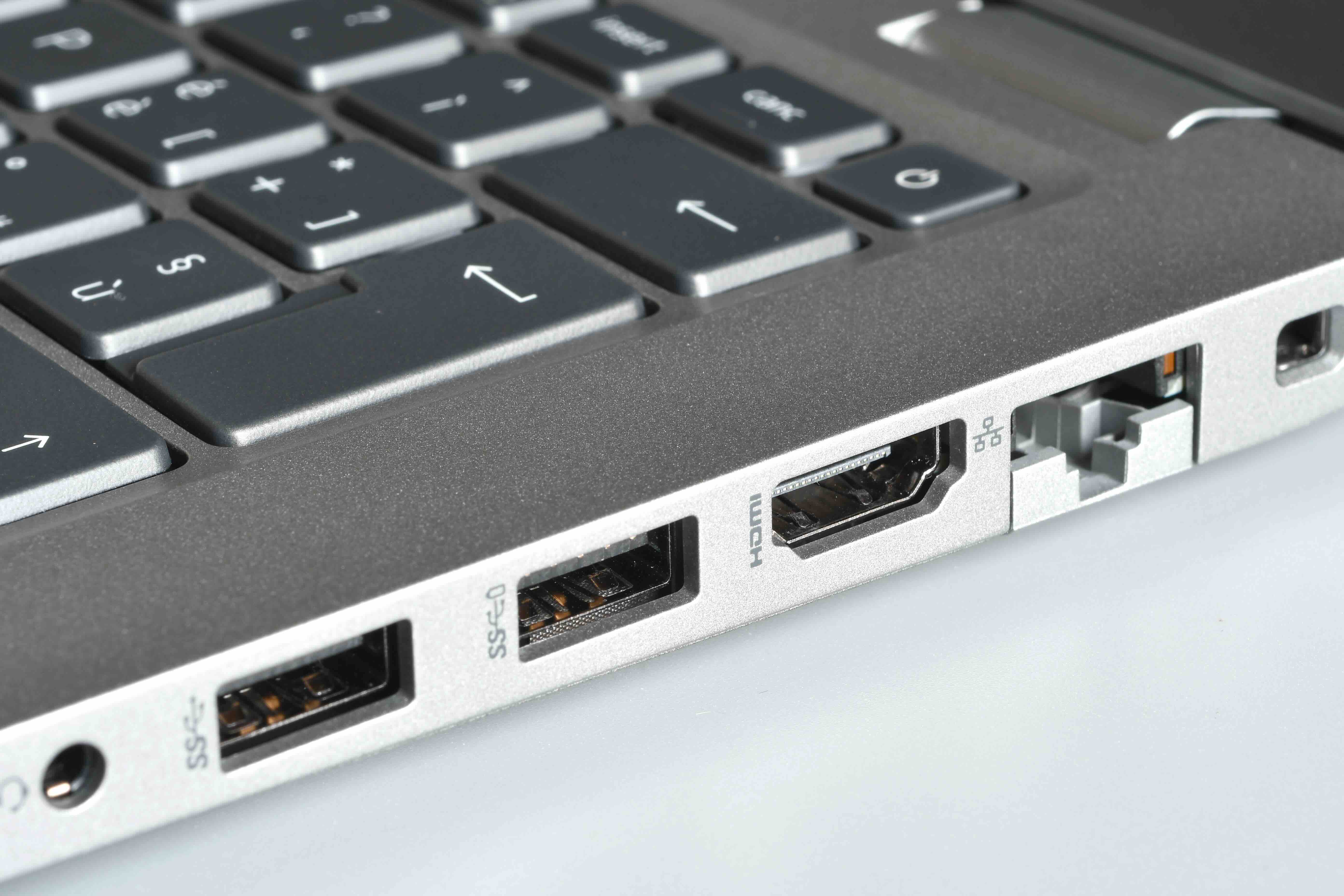HDMI with Ethernet Cable: What It Is and Why It Matters