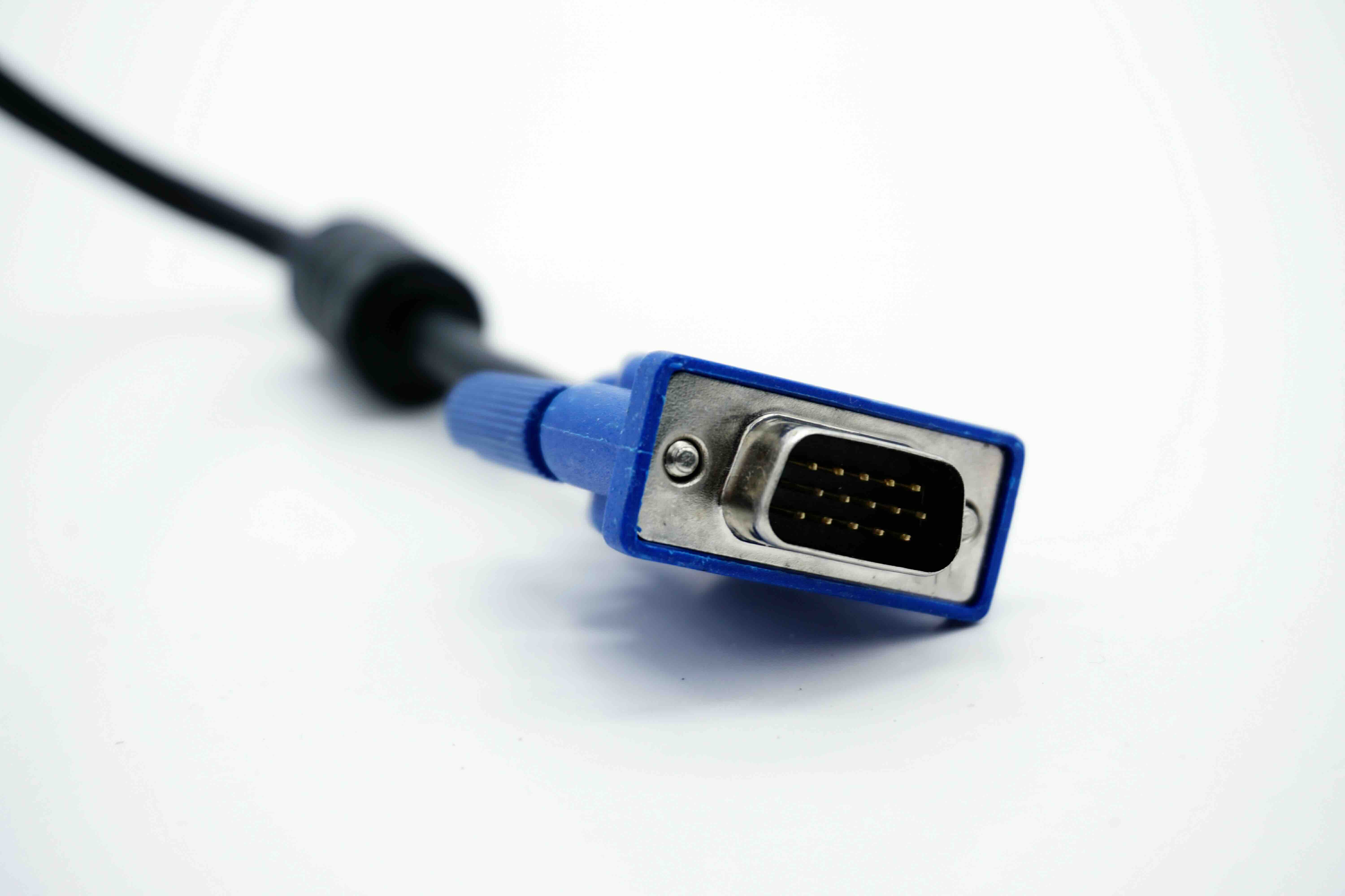 D-Sub vs VGA: Key Differences and What You Need