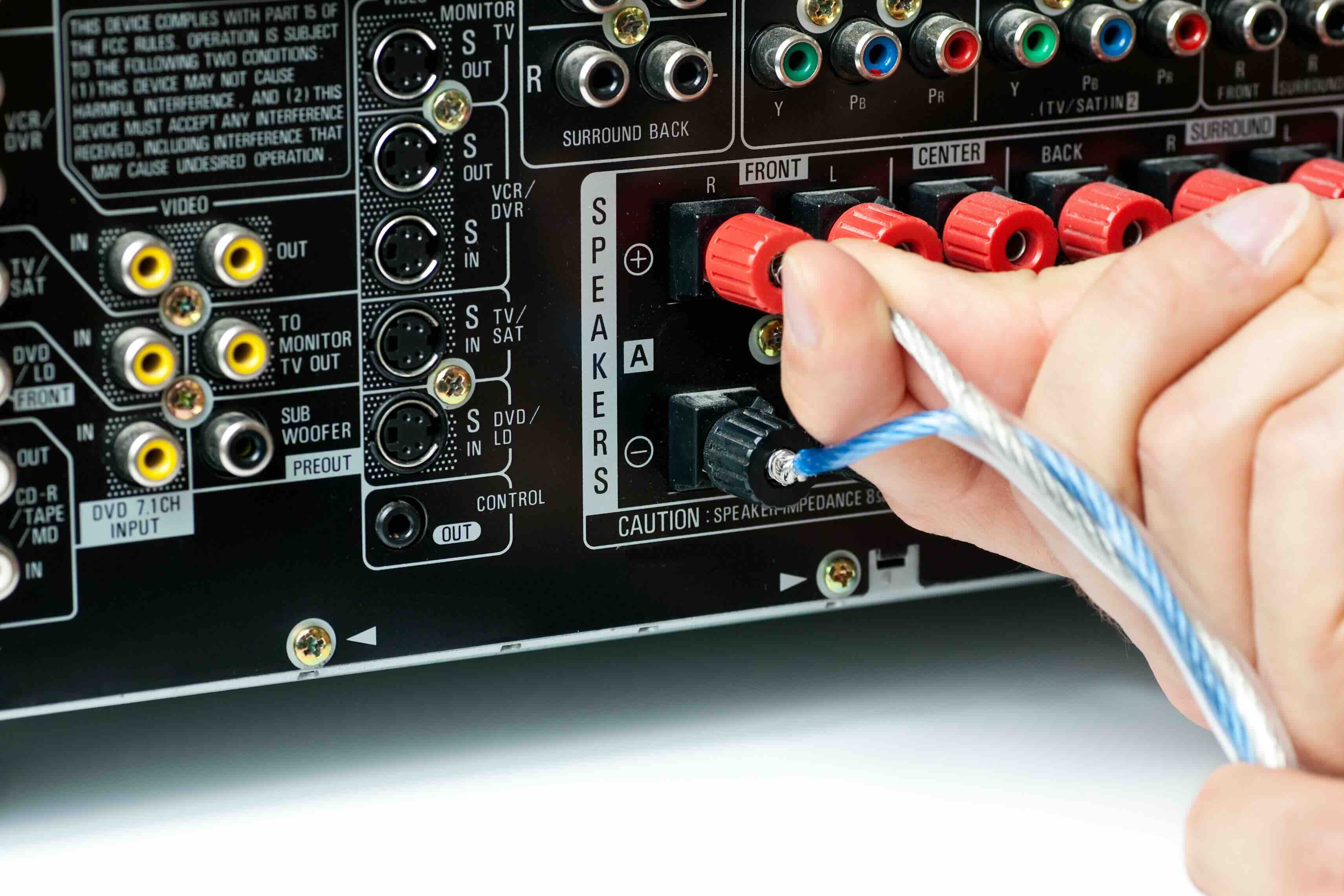How to Connect Speaker Wire to RCA the Right Way
