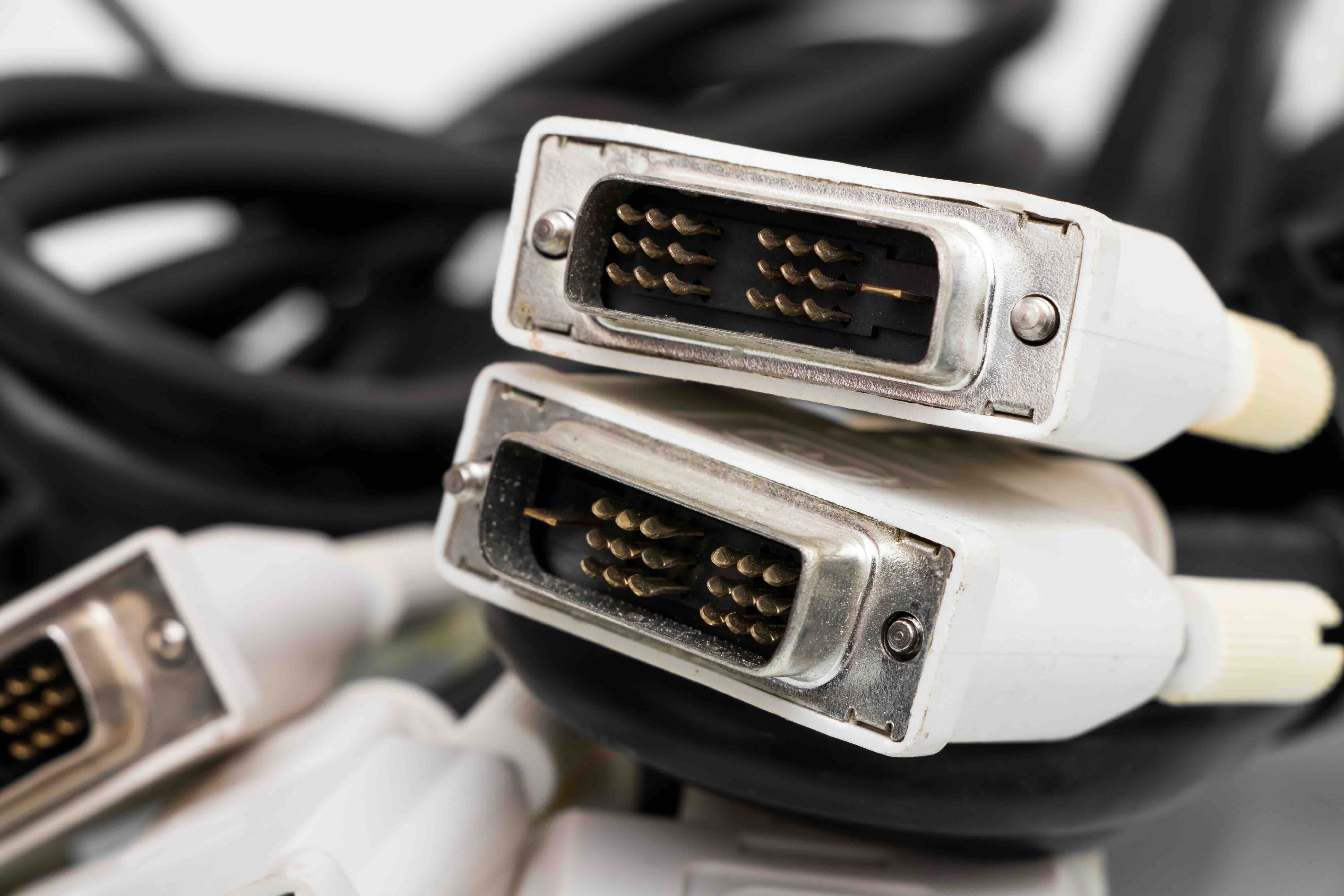 DVI-D Max Resolution: Single Link vs Dual Link Explained