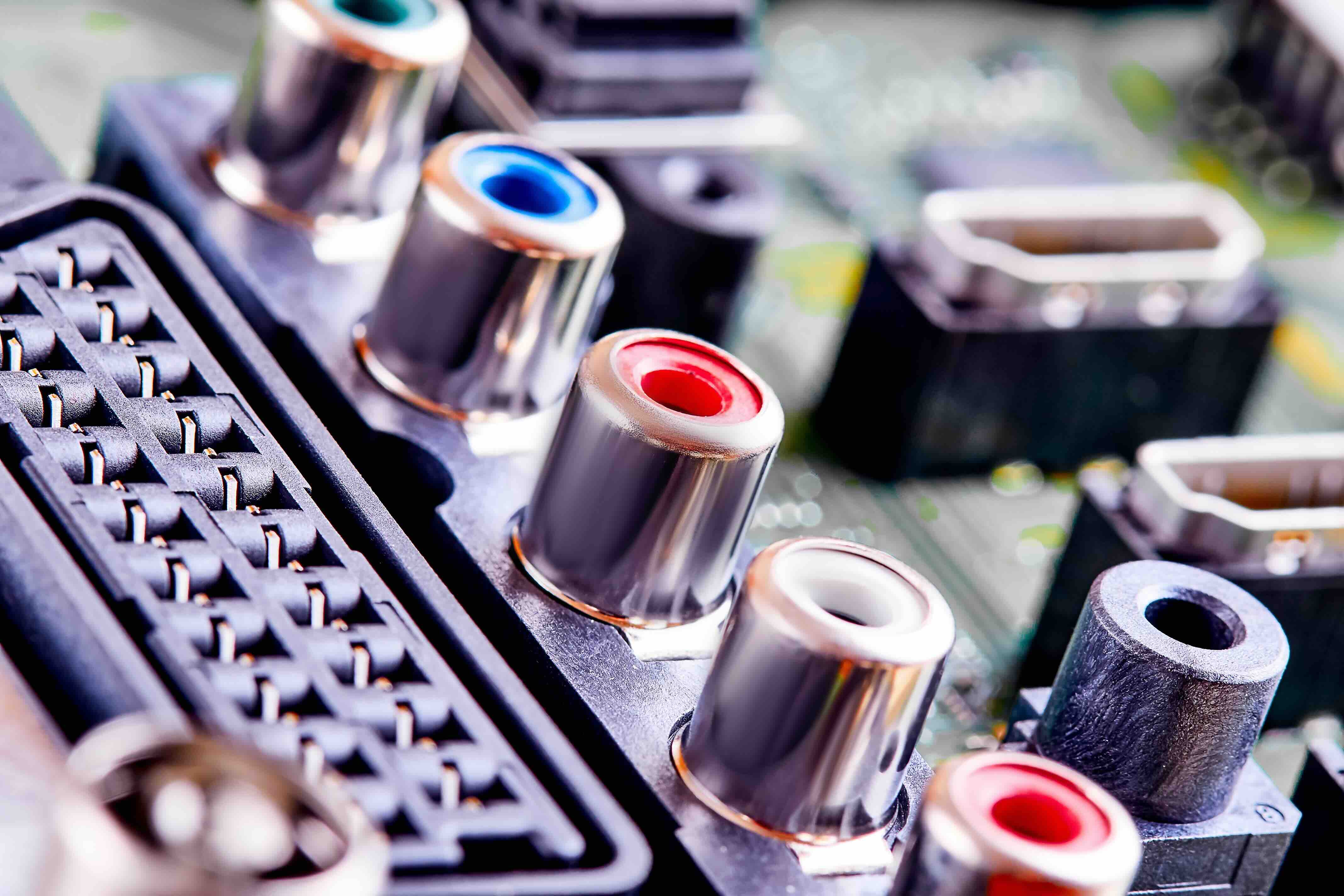 AV In Out and Grounded Connections Explained Simply