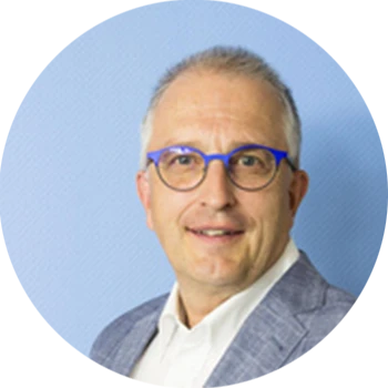 Portrait of Dr. Stefan Mann