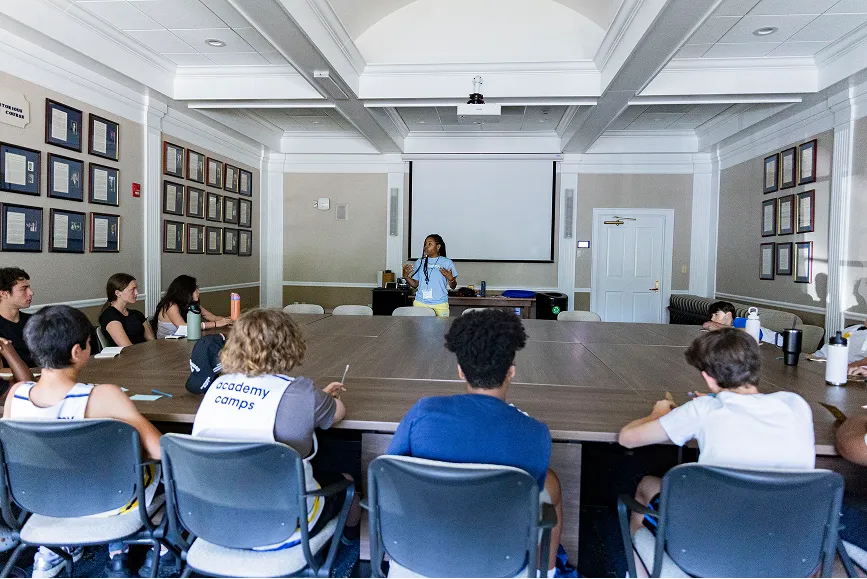 Athletic training that emphasizes teamwork
