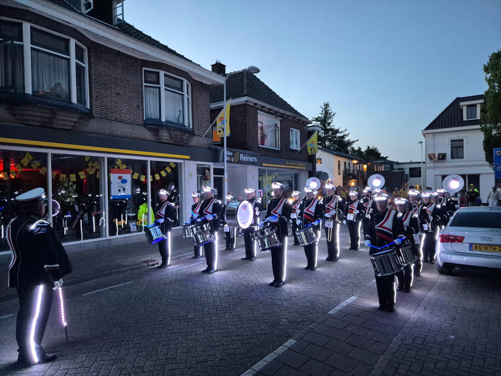 Corso by Night (verlichte optocht Fruitcorso Tiel)