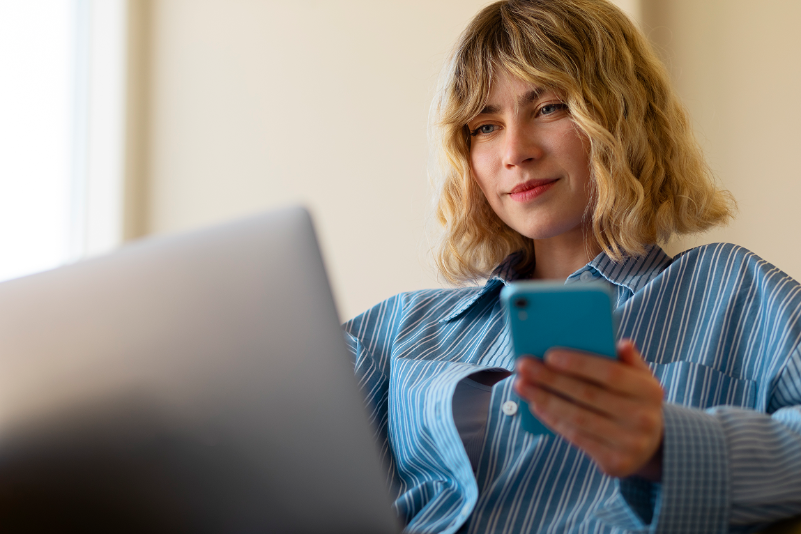 woman-working-laptop