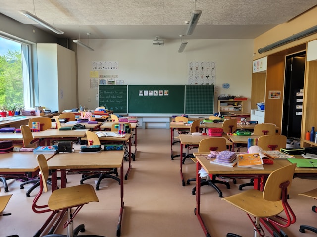 7 steps to finding a role outside teaching