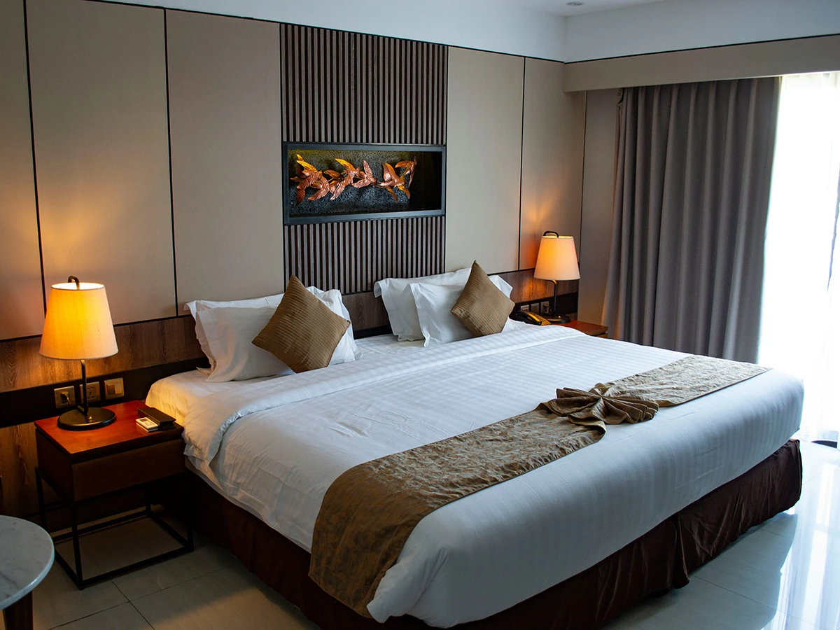 Lakeshore Hotel & Spa