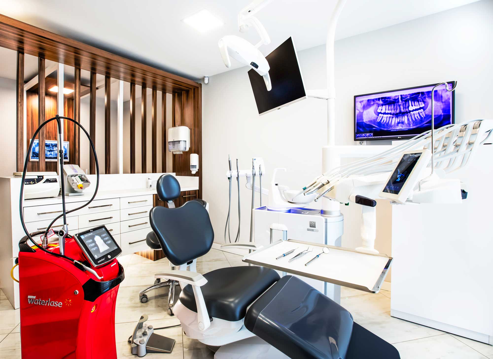 Kuşadası Diş Kliniği Uzman Hekimler