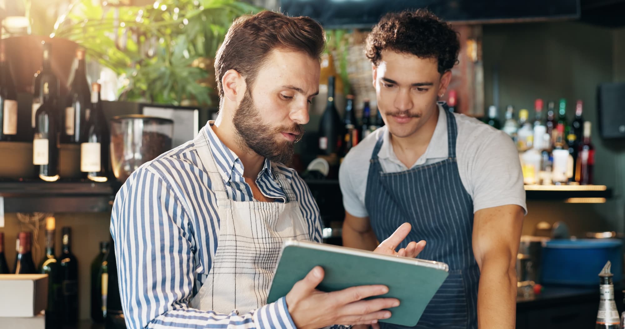 Manager montrant les avantages du social learning