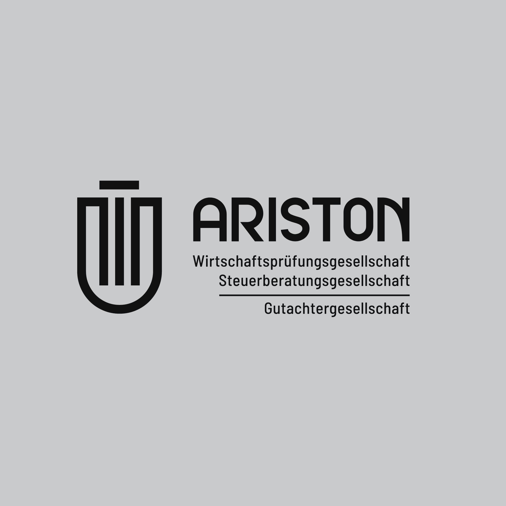 ARISTON-Logo und -Schriftzug auf grauem Hintergrund. Neben dem Logo stehen die Begriffe „Wirtschaftsprüfungsgesellschaft“, „Steuerberatungsgesellschaft“ und „Gutachtergesellschaft“.