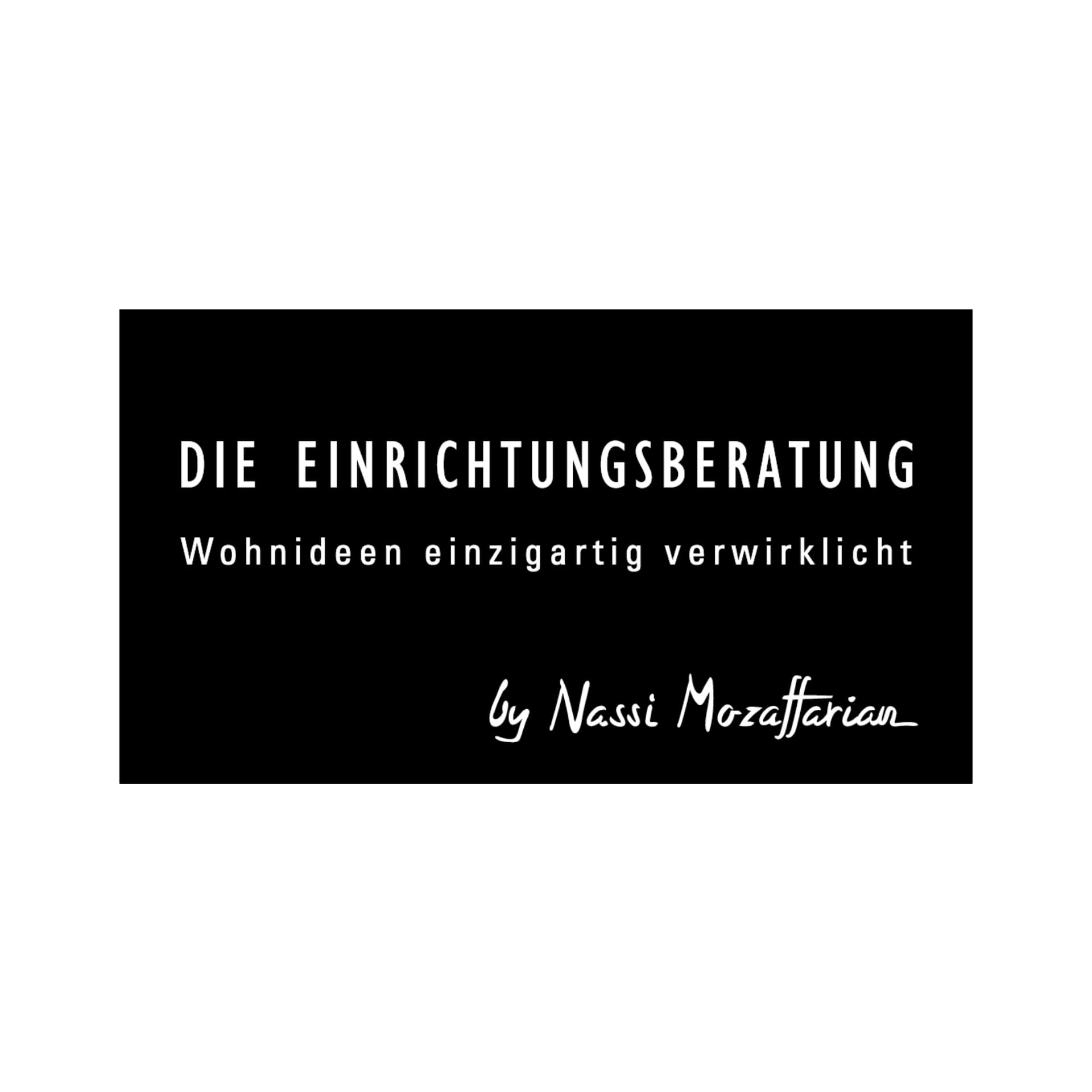 Schwarze Visitenkarte Front: Logo mit Text „Die Einrichtungsberatung – Wohnideen einzigartig verwirklicht – by Nassi Mozaffarian“.