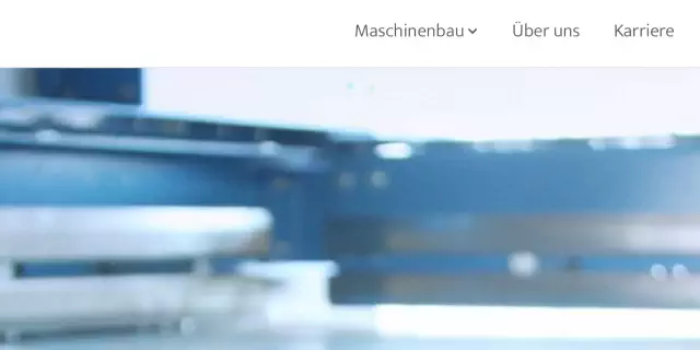 Animierter Ausschnitt der Website-Navigation. Das Megamenü klappt aus und es werden in einer Box die Leistungsbereiche mit den zugehörigen Icons angezeigt.