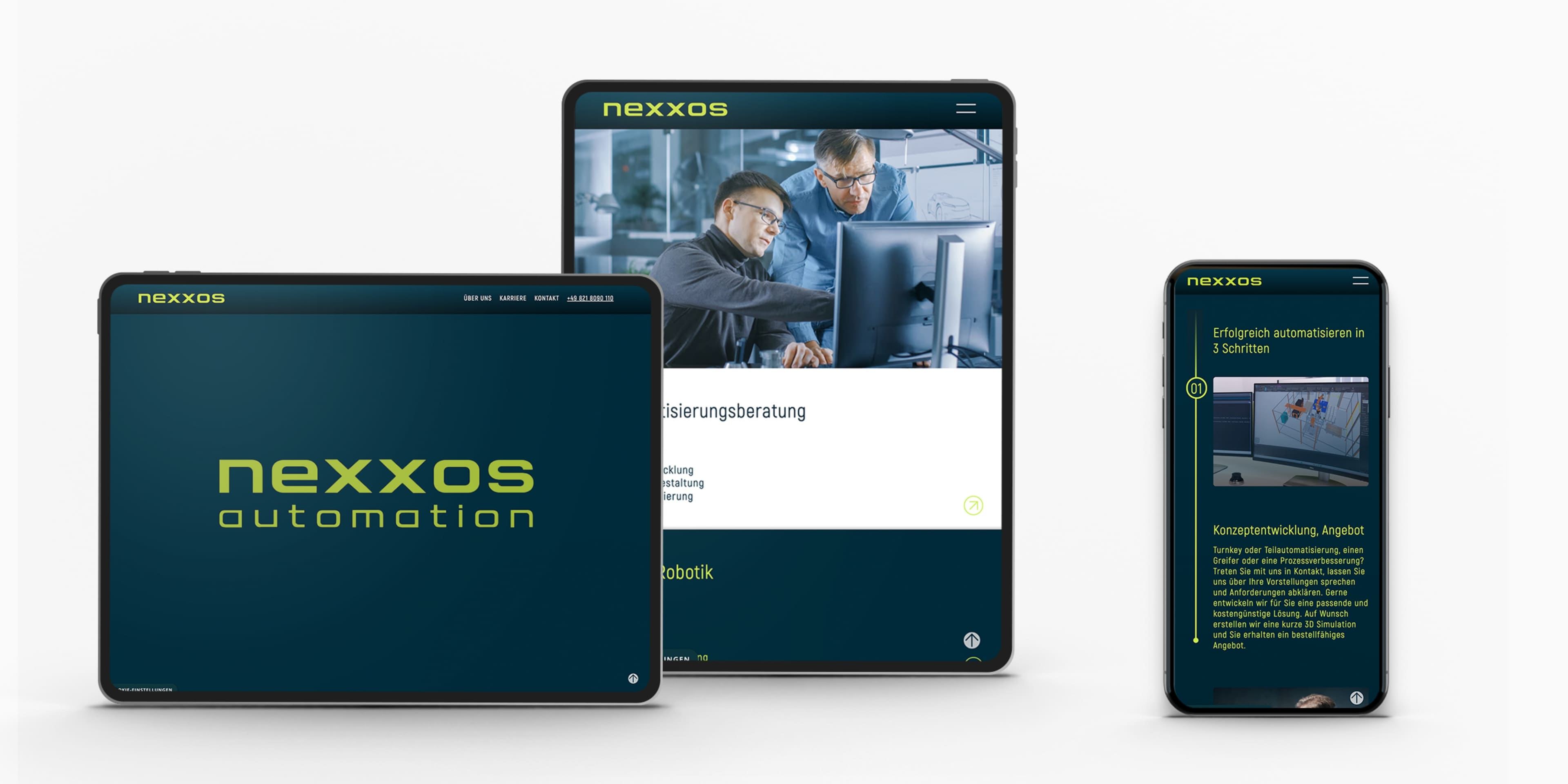 Tablet- und Smartphone-Ansichten der nexxos-Website mit großem nexxos Logo auf dunklem Hintergrund, Text „Level up your process“, Roboter und Leistungsbeschreibung. Es wird gezeigt, dass die Seite responsive ist.