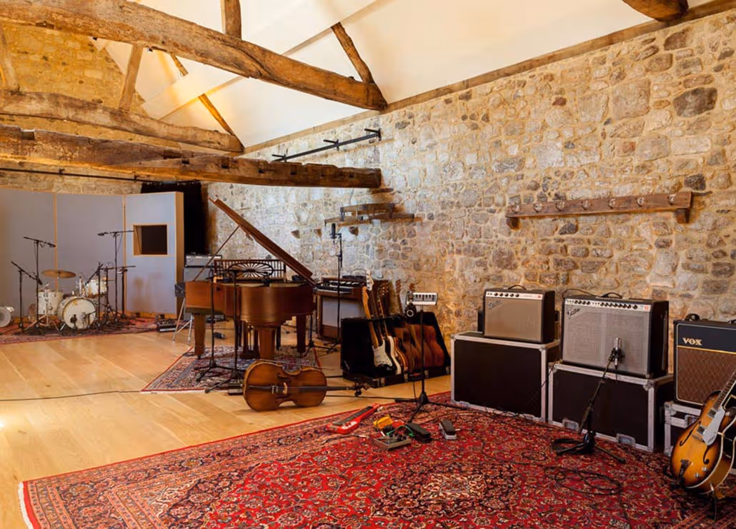 Chale Abbey Studios