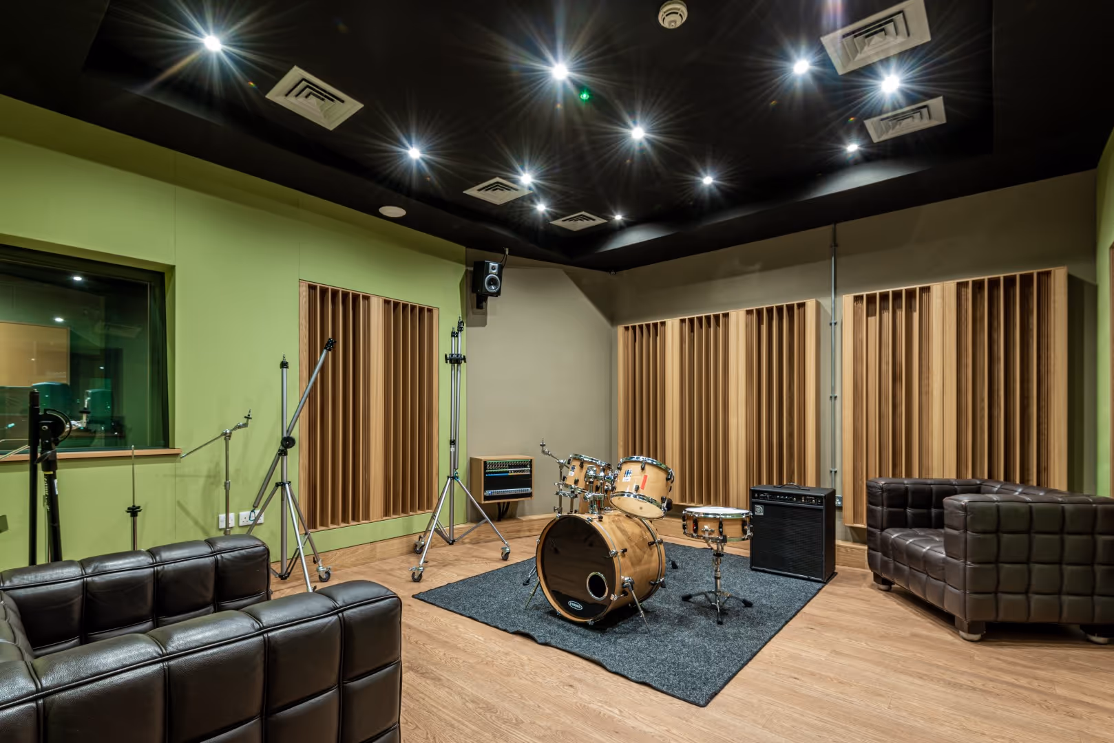 Metronome - white mark designed recording studio live room