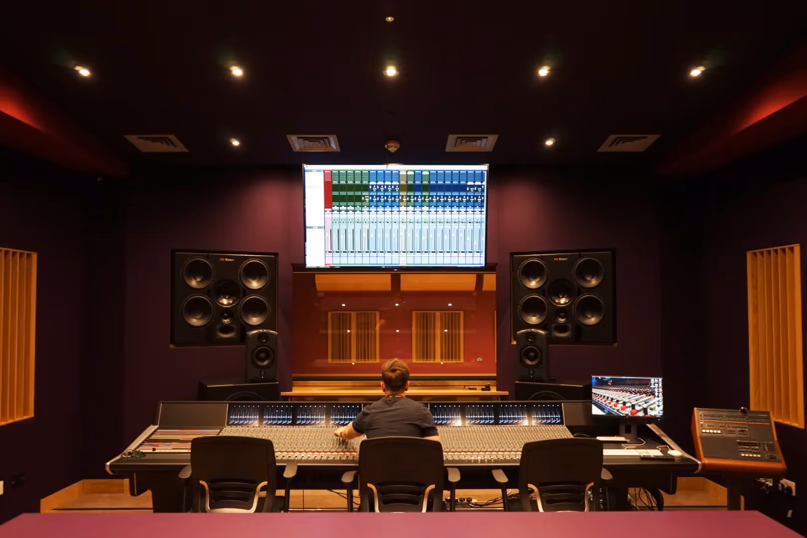 Metronome - white mark designed recording studio control room