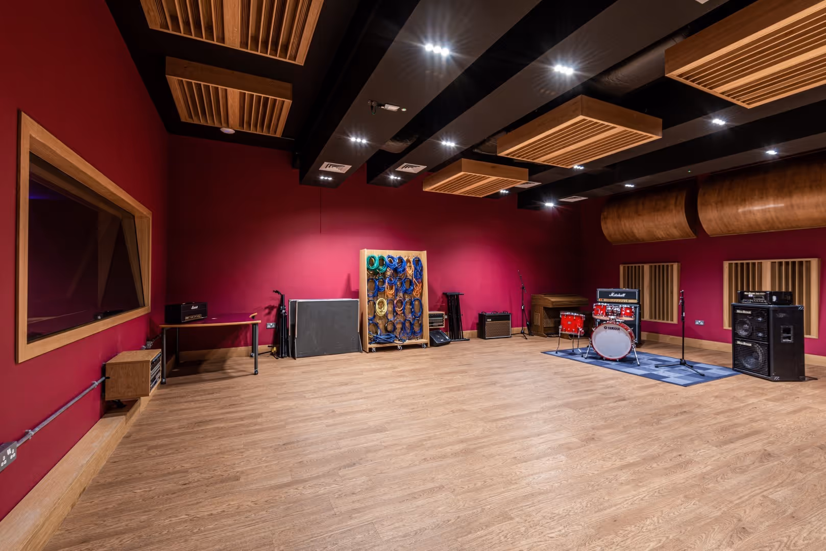 Metronome - white mark designed recording studio live room