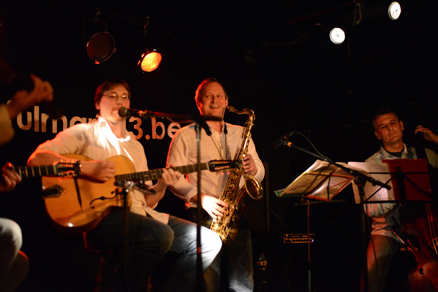 Qui Swing je en concert de jazz manouche à Bruxelles