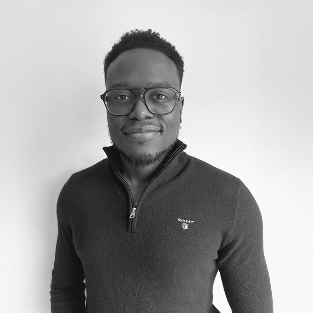Dr Riccardo Catumbela, clinical and sports medicine expert specialising in holistic athlete health and performance.
