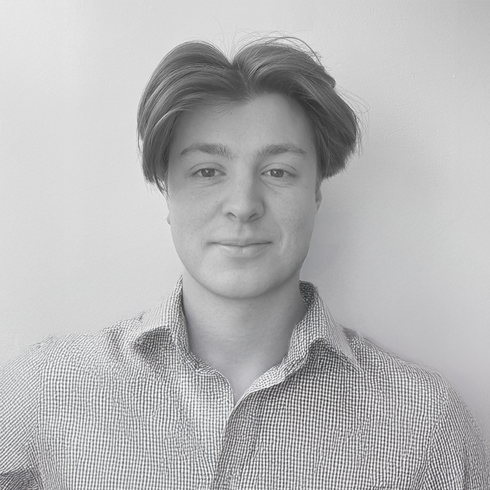 Dr Riccardo Catumbela, clinical and sports medicine expert specialising in holistic athlete health and performance.