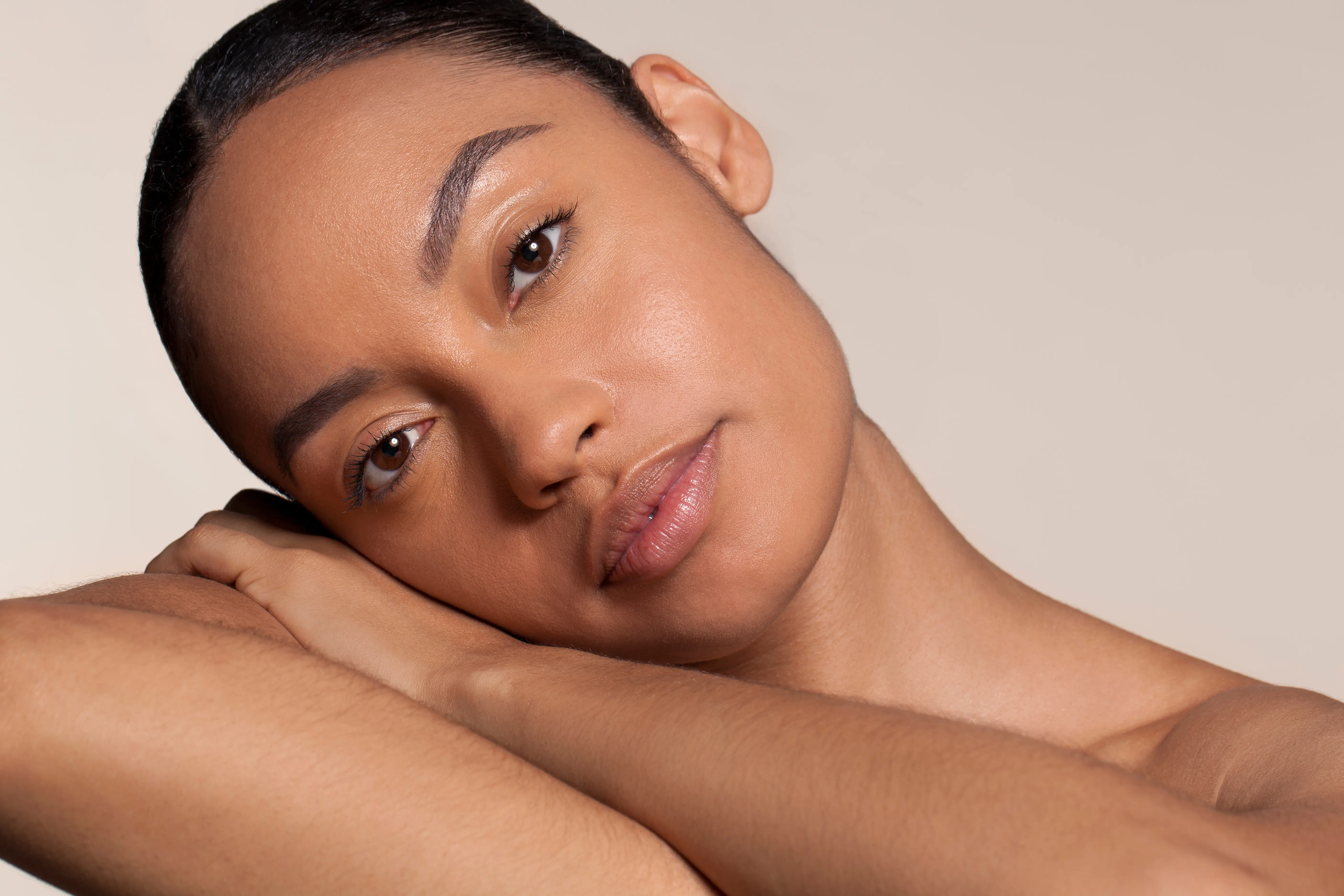 A close up of a person with a shirt on.