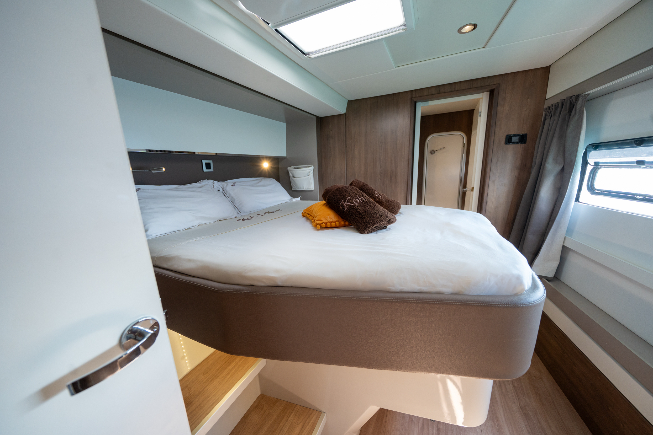 Photo intérieur, lit d'une cabine