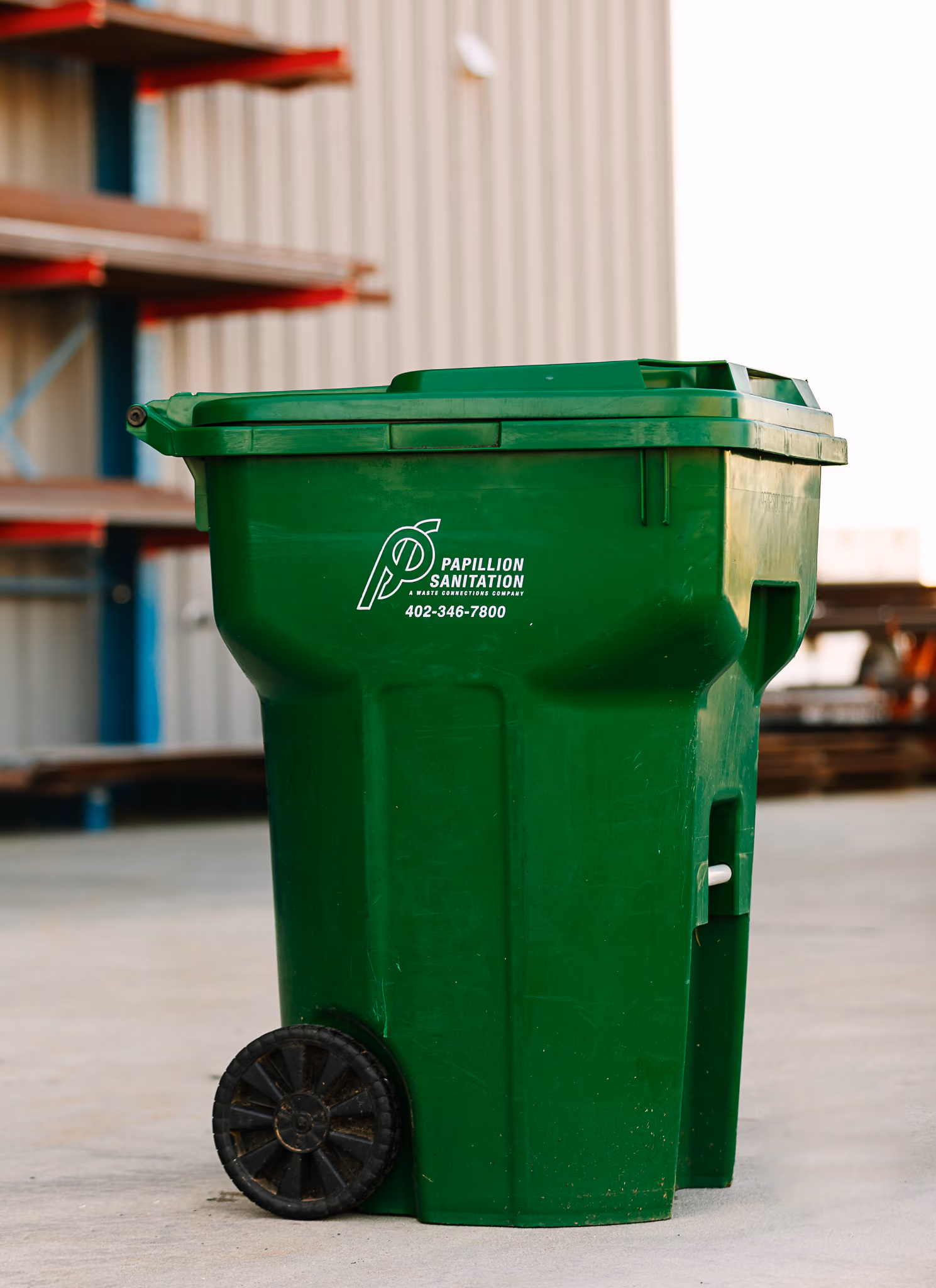 Residential recycling cart for curbside recycling collection