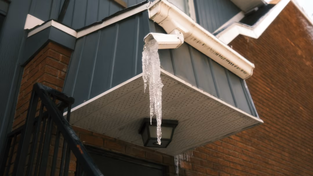 seamless aluminum gutters on a home - Discover 2026 seamless aluminum gutters cost per foot with expert Long Island and Queens pricing, material options, and professional installation tips.
