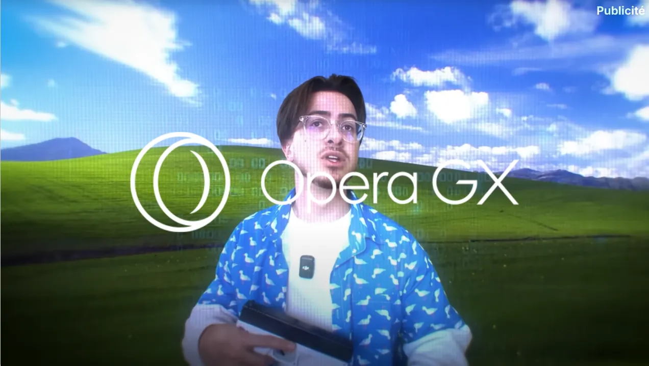 Un homme portant une chemise bleue à motifs blancs est devant un fond de colline verte et ciel bleu avec le logo et texte Opera GX superposés.