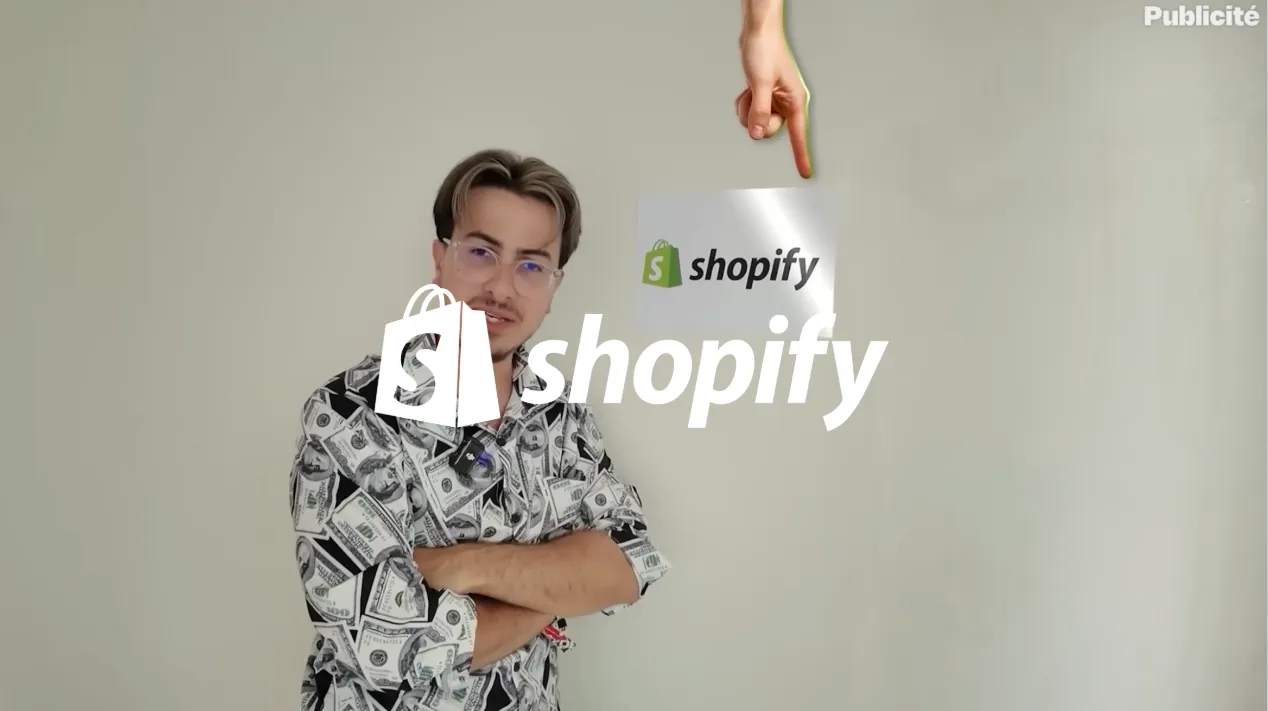 Un homme portant une chemise à motifs de billets de banque avec les bras croisés, à côté du logo Shopify avec une main pointant vers lui.