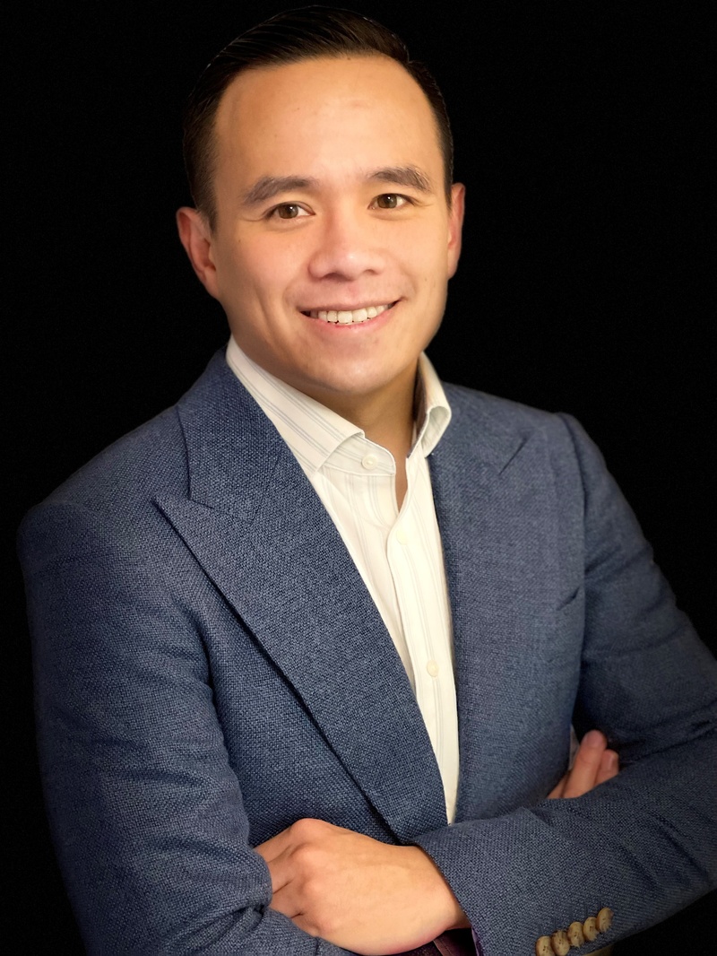 Professional photo of Ed Espiritu
