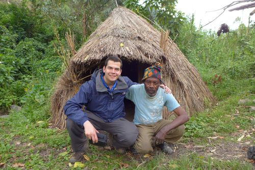 Diego Solis Writter and Expeditioner Pricture with a native african