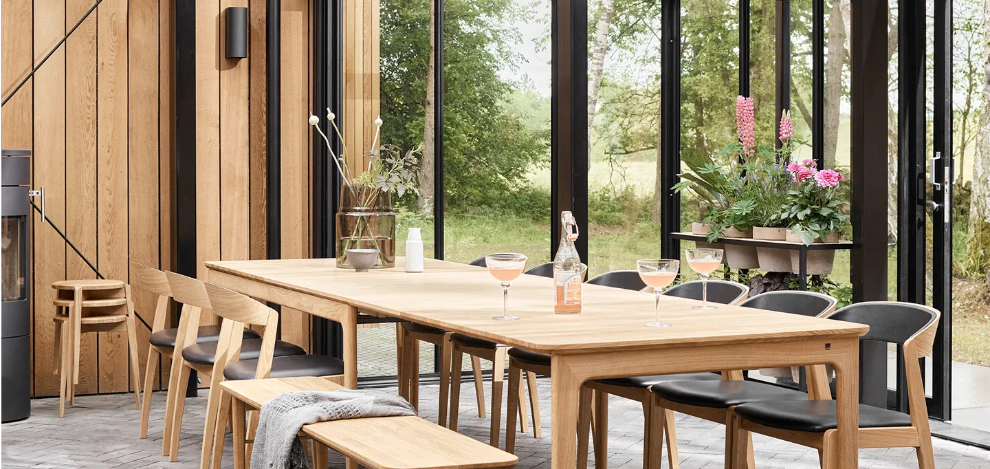 Skovby outdoor dining table 