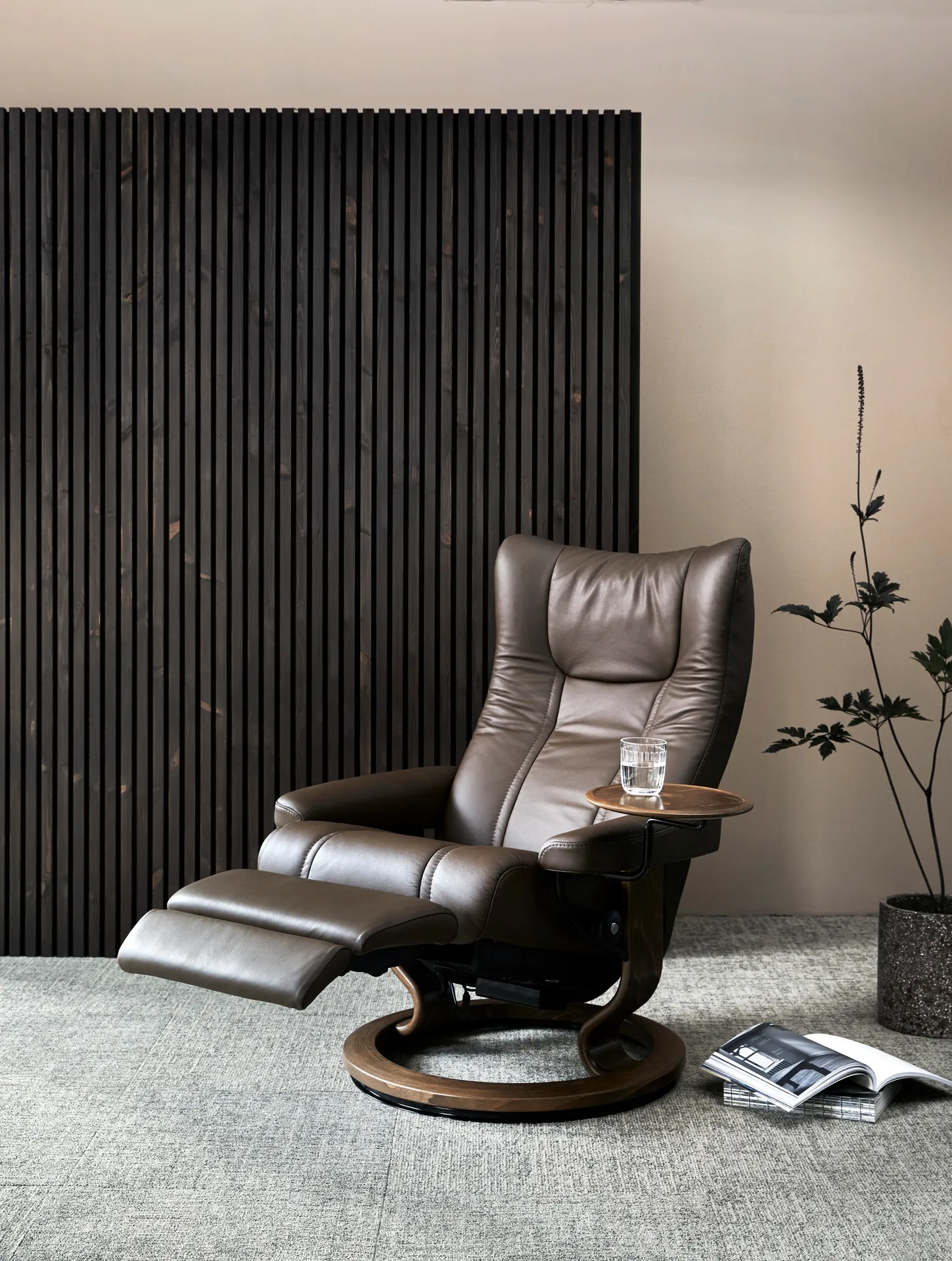 Stressless WING in dark brown
